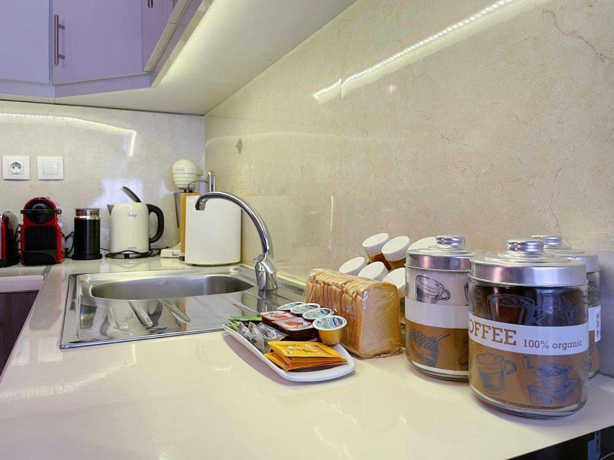 Appartamento Key Biscayne Charming 50Sqm Apt In Paleo Faliro Atene Esterno foto